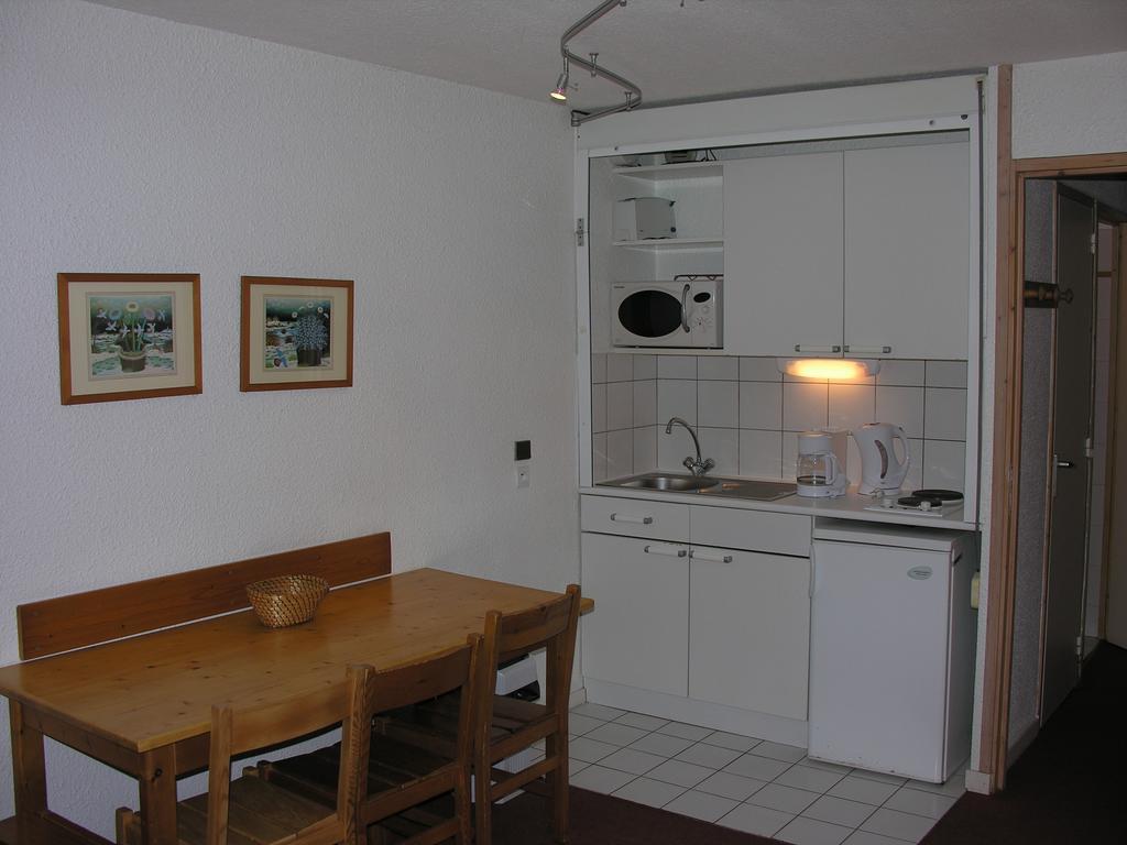 Les Nereides Studios Et Appartements Brides Les Bains Brides-les-Bains Exterior foto